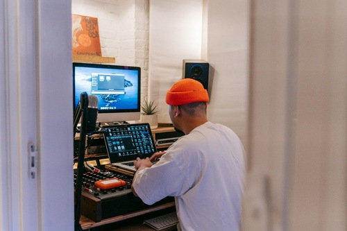 The Innovation Soundtrack: Designing with an AI Music Generator Online